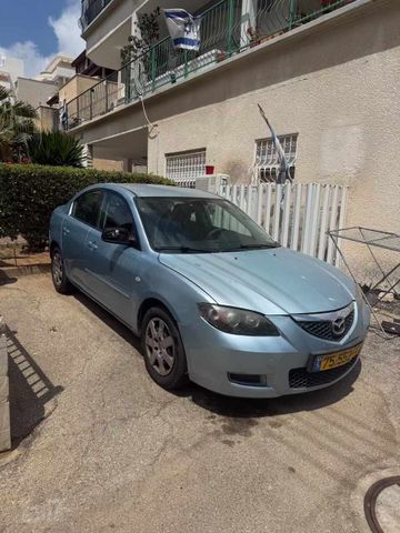 מאזדה 3
