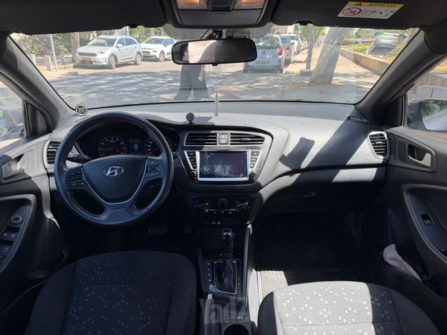 יונדאי i20