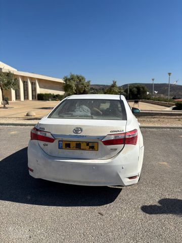 מודעת רכב טויוטה קורולה