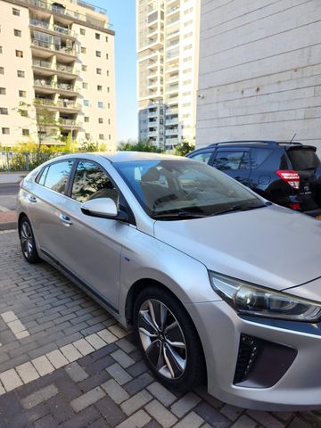 יונדאי איוניק