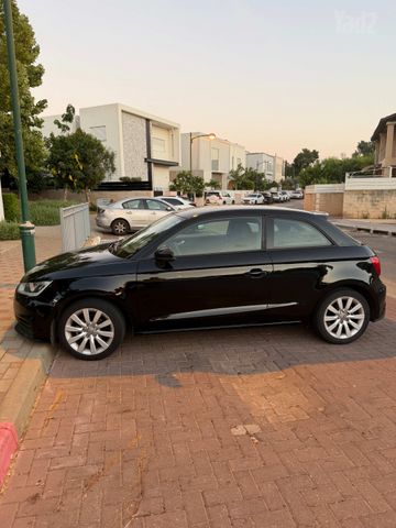 מודעת רכב אאודי A1