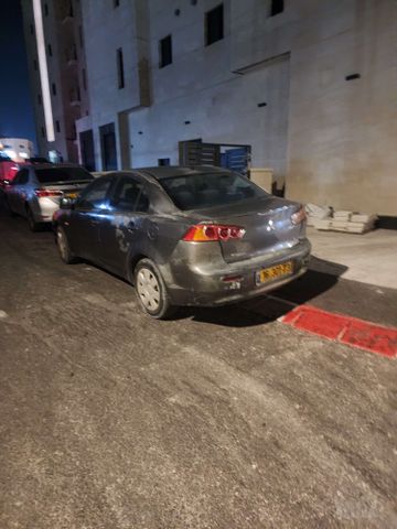 מיצובישי לנסר