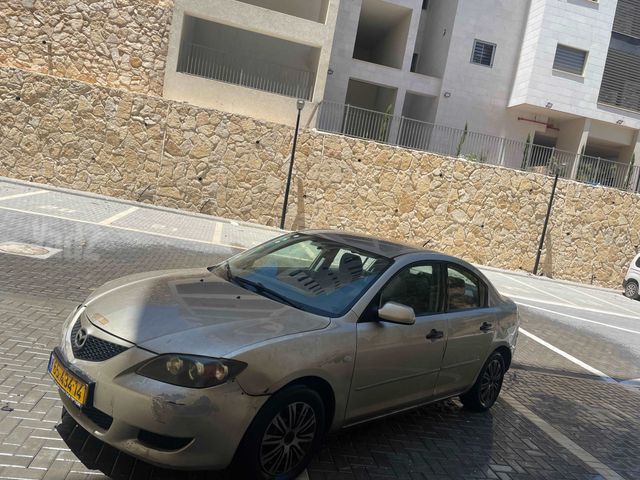 מאזדה 3