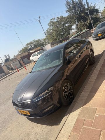 סקודה אוקטביה