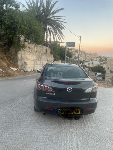 מאזדה 3