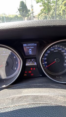 יונדאי i30