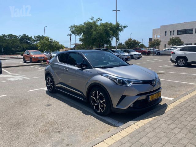 טויוטה C-HR