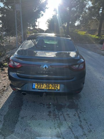 רנו מגאן