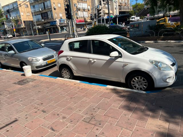 יונדאי i20