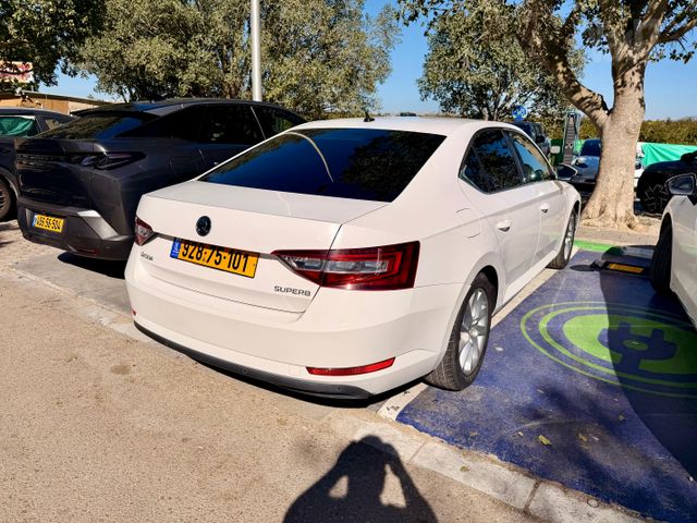 סקודה סופרב