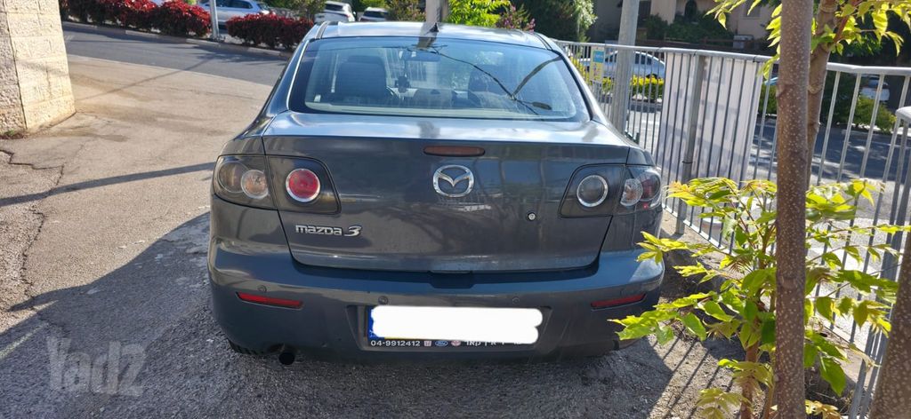 מודעת רכב מאזדה 3