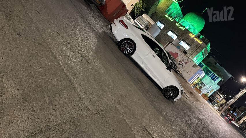 מודעת רכב מרצדס-בנץ C-class