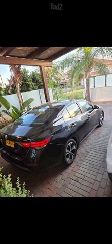 ניסאן סנטרה