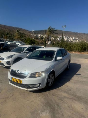 סקודה אוקטביה