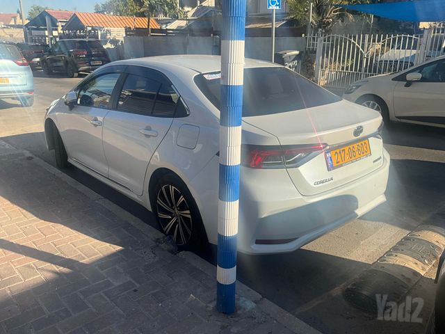 טויוטה קורולה