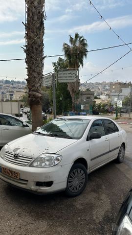 טויוטה קורולה