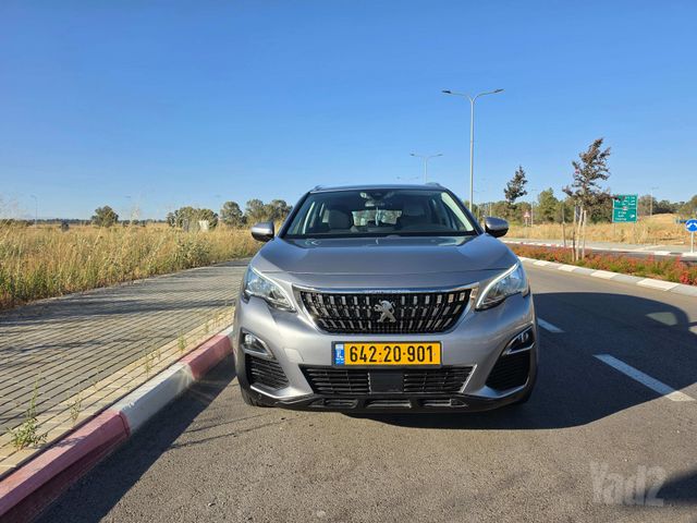 פיג'ו 3008