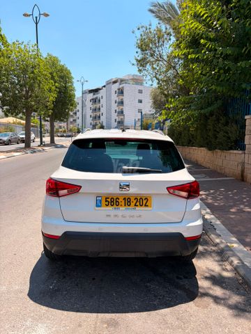 סיאט ארונה