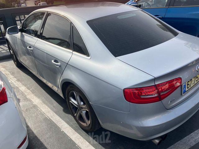 אאודי A4