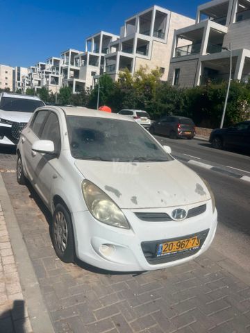 מודעת רכב יונדאי i20