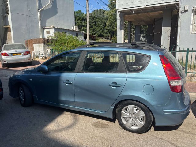 יונדאי i30