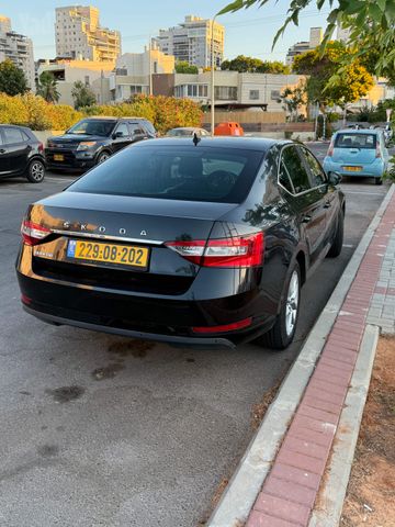 מודעת רכב סקודה סופרב