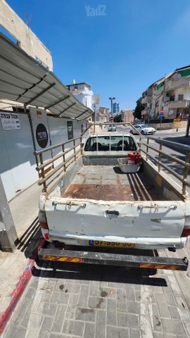 מיצובישי טרייטון / L200