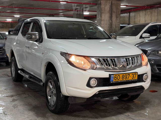 מיצובישי טרייטון / L200