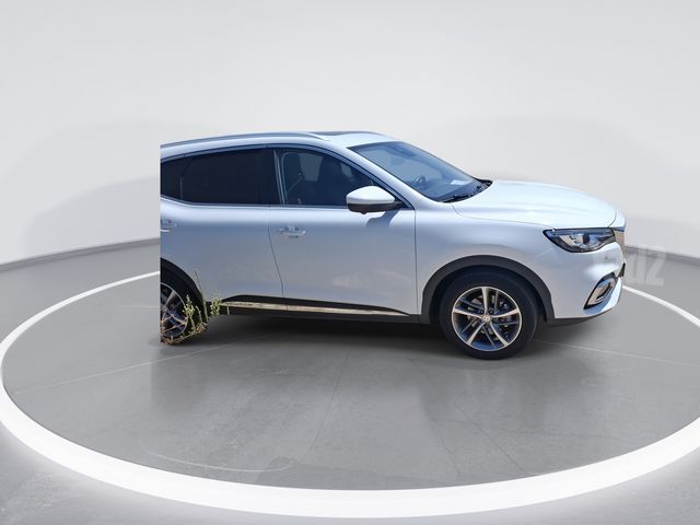 אם ג'י EHS PHEV