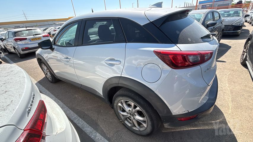 מודעת רכב מאזדה CX-3 2