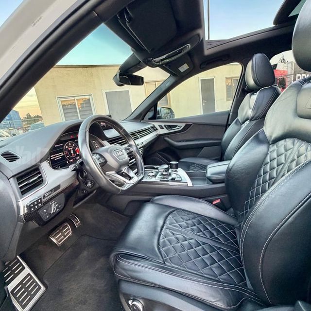 אאודי SQ7