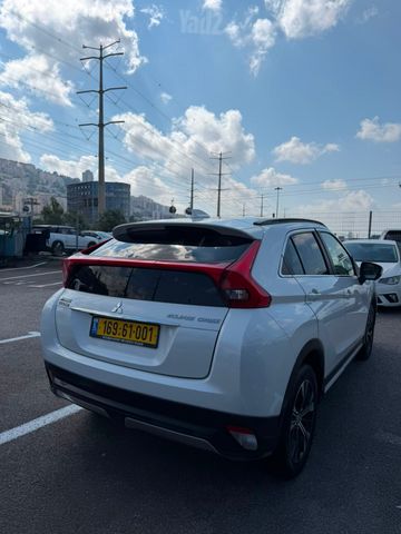 מיצובישי אקליפס קרוס
