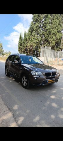 ב מ וו X3