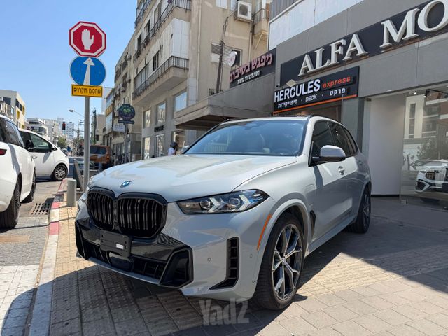 ב מ וו X5