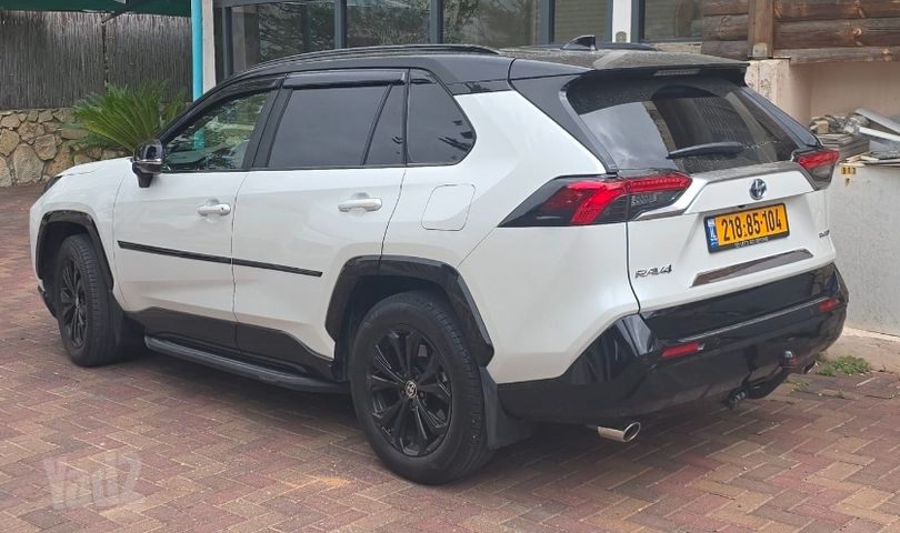 מודעת רכב טויוטה RAV4