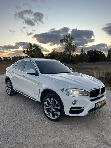 ב מ וו X6
