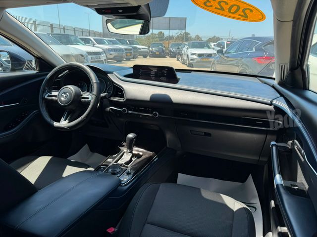 מאזדה CX-30