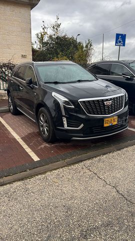 קאדילק XT5