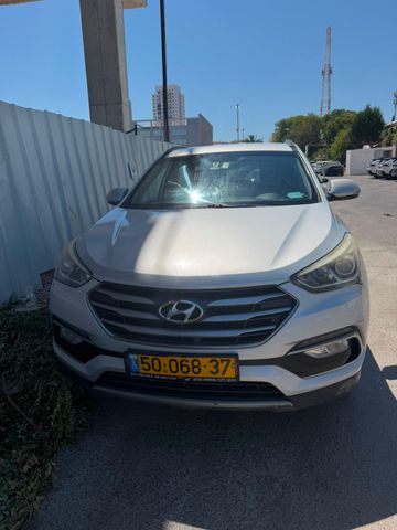 יונדאי סנטה פה
