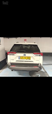 טויוטה RAV4