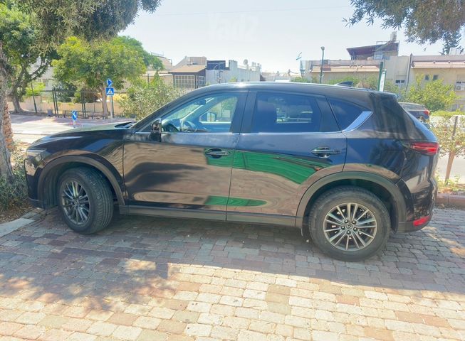 מודעת רכב מאזדה CX-5
