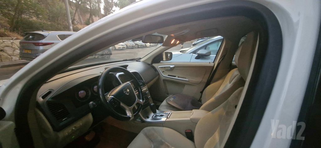 וולוו XC60
