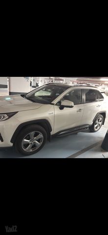 טויוטה RAV4