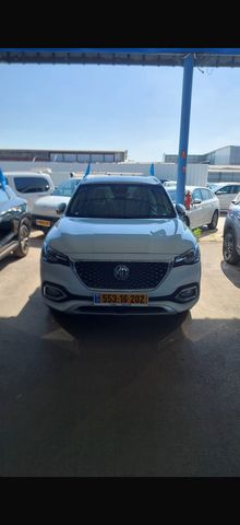 מודעת רכב אם ג'י EHS PHEV