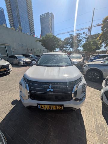 מודעת רכב מיצובישי אאוטלנדר