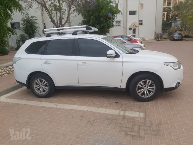 מודעת רכב מיצובישי אאוטלנדר