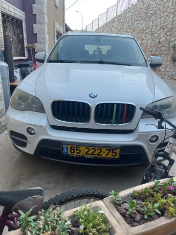 ב מ וו X5