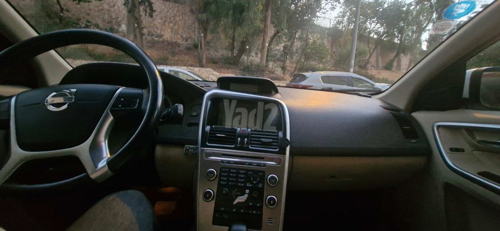 וולוו XC60