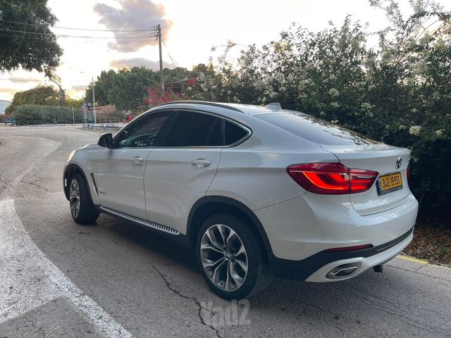 ב מ וו X6