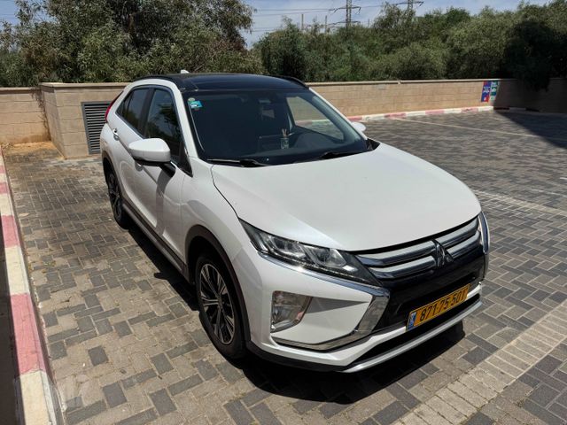 מודעת רכב מיצובישי אקליפס קרוס